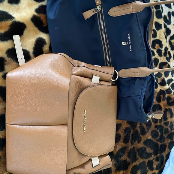 Michael Kors nylon dark blue tote and backpack - Picture 2 of 2